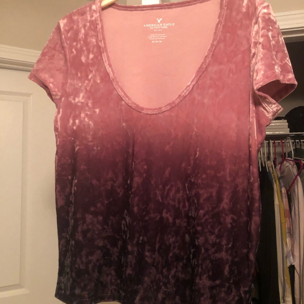 American Eagle short sleeve shirt